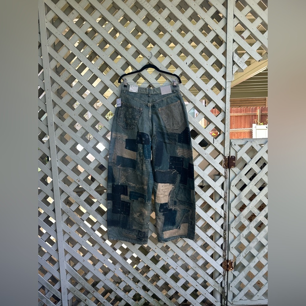 Free people Illusions Printed Relaxed Jeans - Picture 7 of 7
